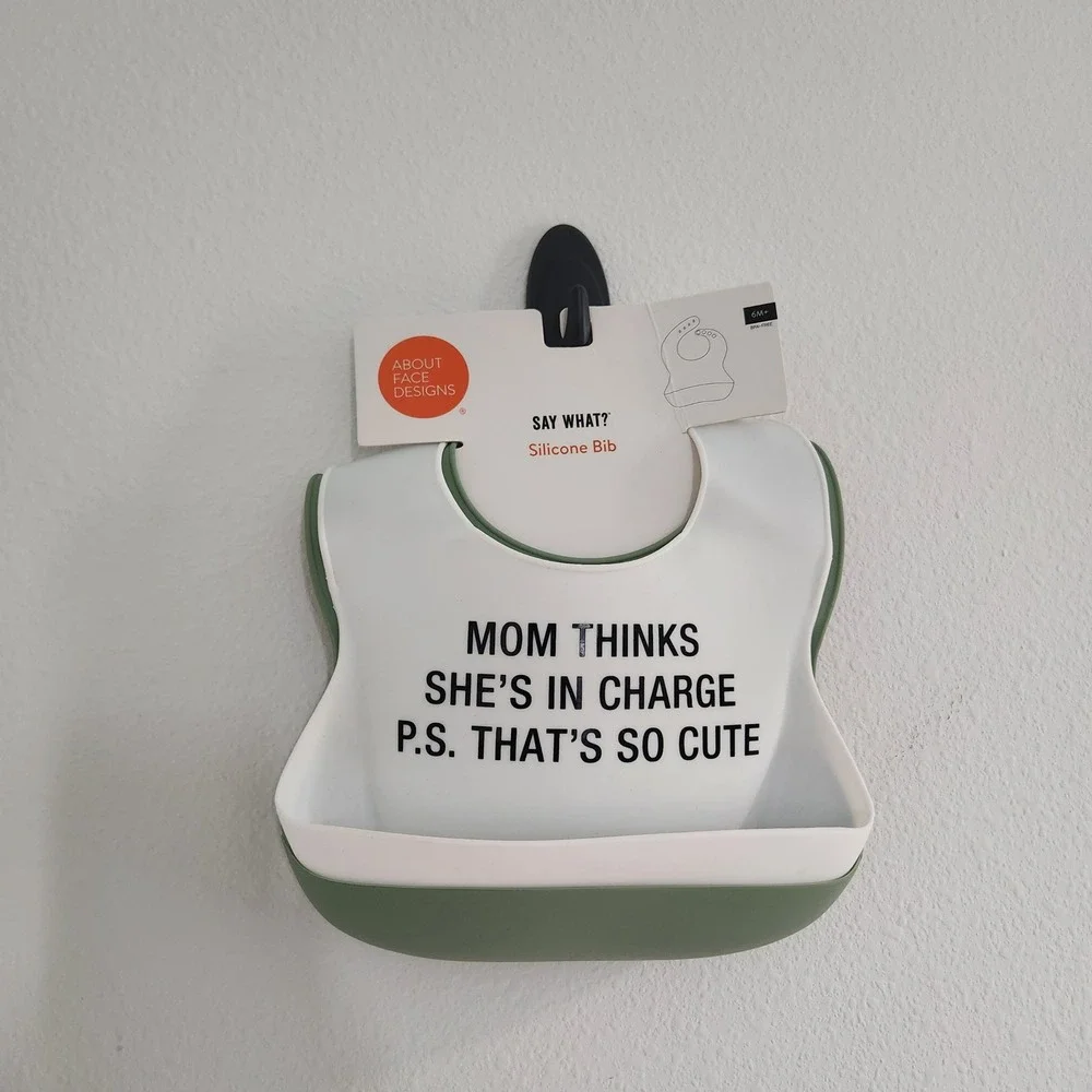 Silicone Bib Mom Thinks She's In Charge Green size 6M+ NEW